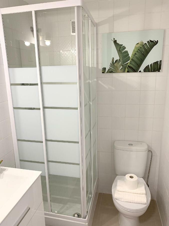 Apartamento 1ª Linea De Mar -Wifi- Aire Acondicionado Емпуріабрава Екстер'єр фото